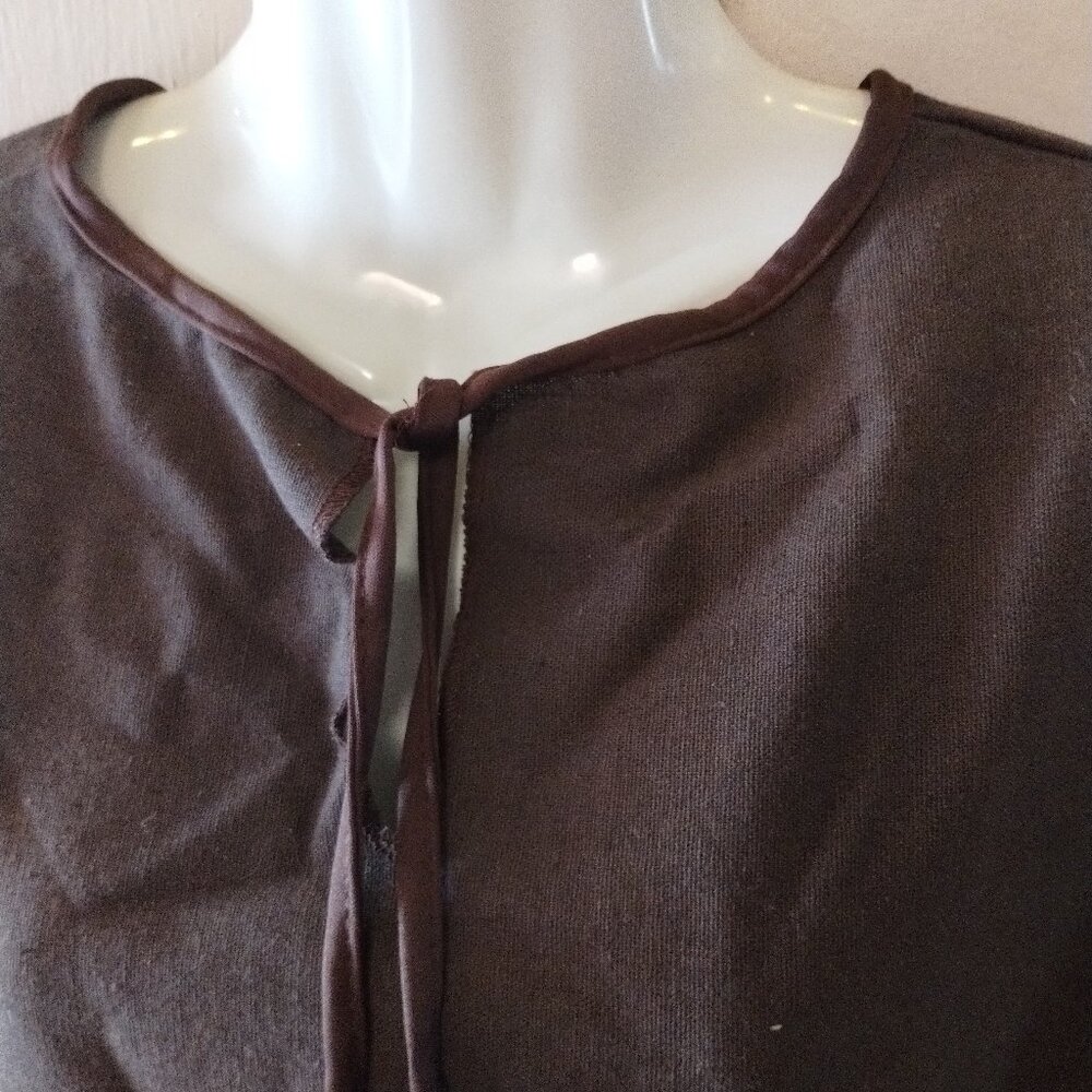 Brown (OS) Monk Style Robe - Picture 3 of 7
